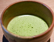 Japanskt grönt te på traditionellt vis